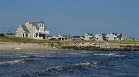 Find Oceanfront Hotels in Cape Cod, MA .